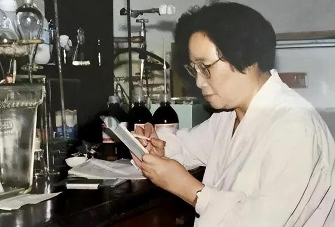 断崖：美409人日28人中国令人意外凯发k8国际中美日诺贝尔获奖数差距(图10)